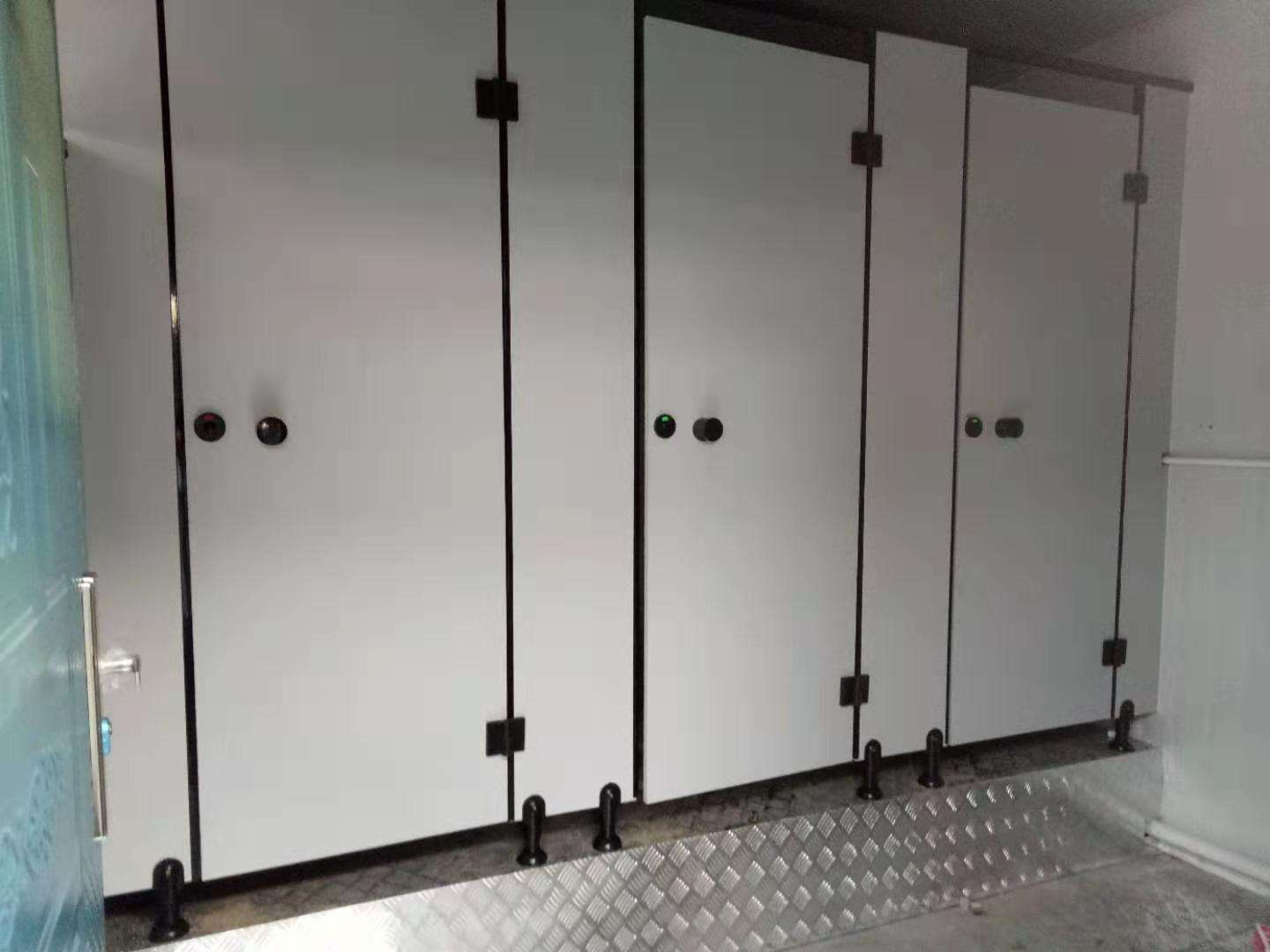 集裝箱廁所
